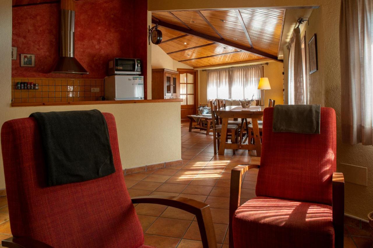Apartament Cadi- Moixero باغا الغرفة الصورة